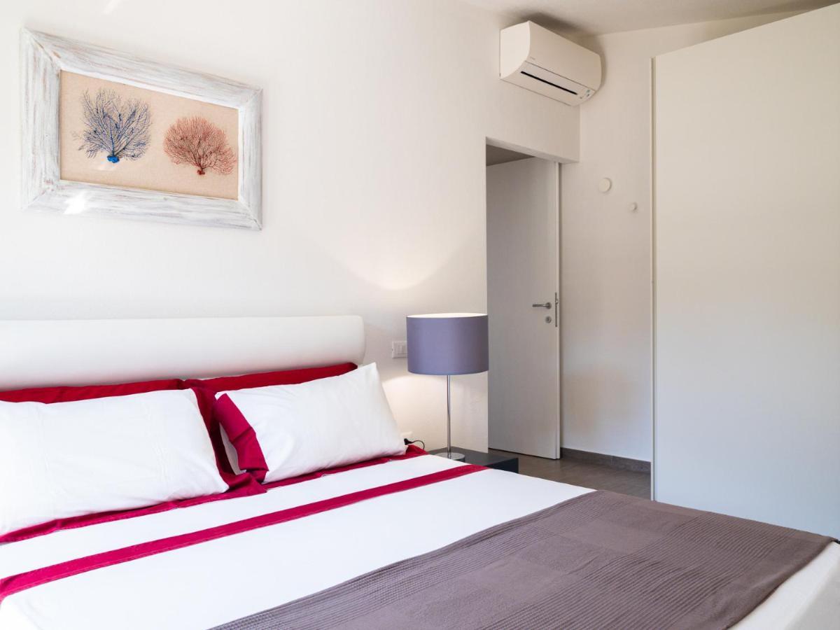 Wlofts 11, 12 & 14 By Klodge Olbia Luaran gambar