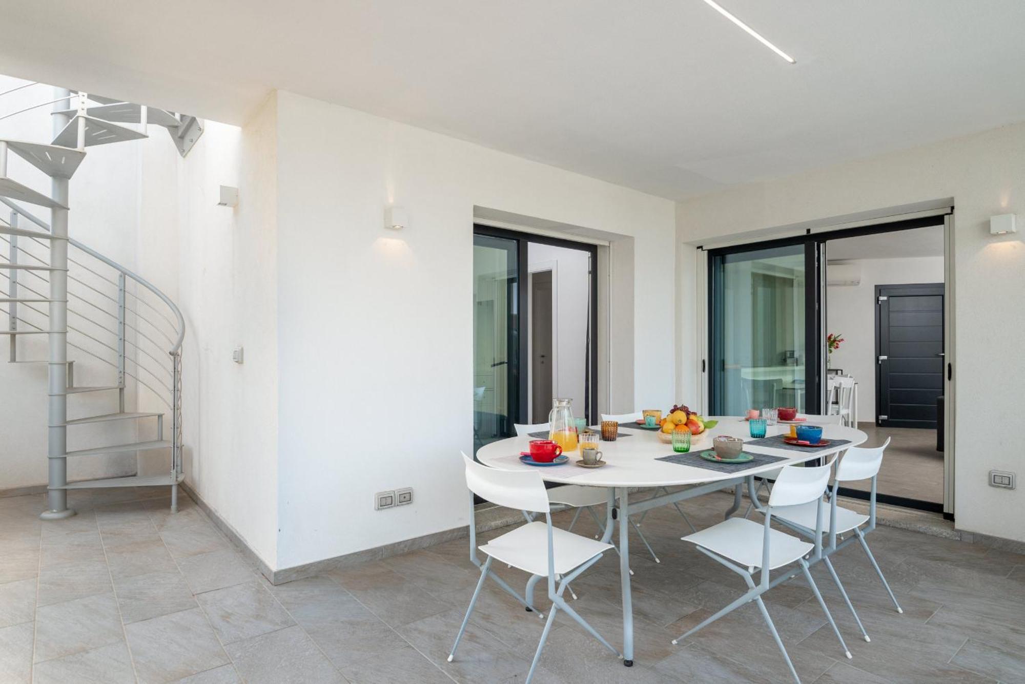 Wlofts 11, 12 & 14 By Klodge Olbia Luaran gambar