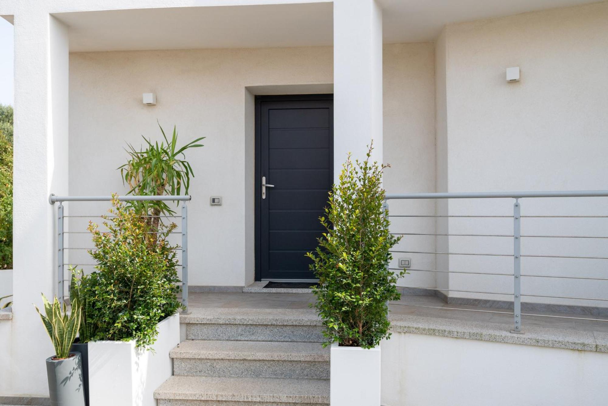 Wlofts 11, 12 & 14 By Klodge Olbia Luaran gambar