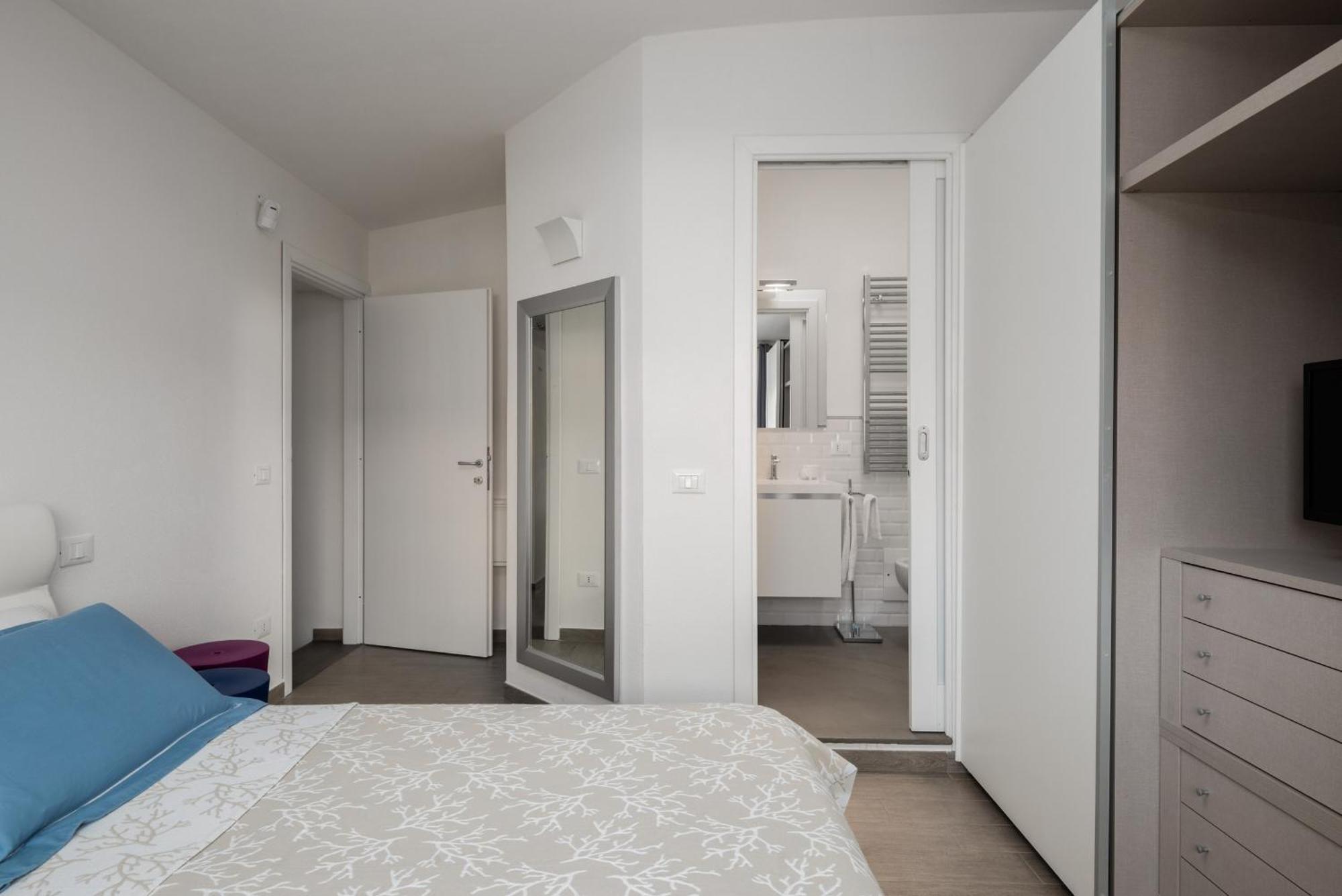 Wlofts 11, 12 & 14 By Klodge Olbia Luaran gambar