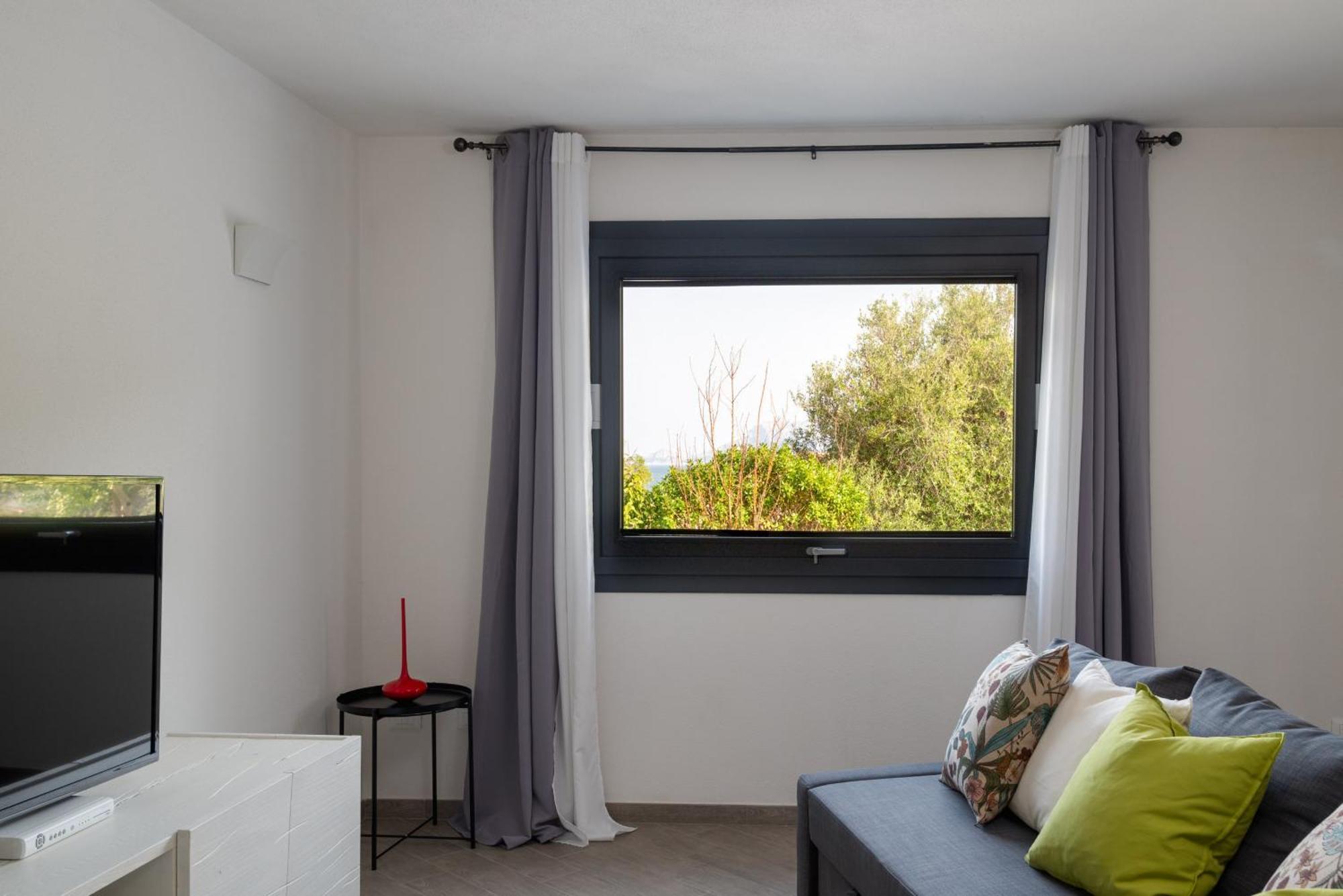 Wlofts 11, 12 & 14 By Klodge Olbia Luaran gambar