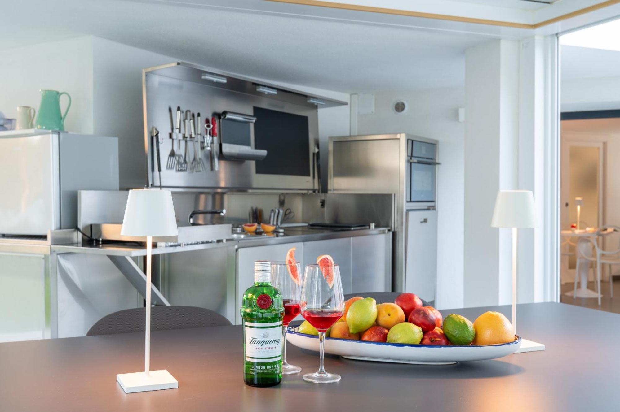 Wlofts 11, 12 & 14 By Klodge Olbia Luaran gambar